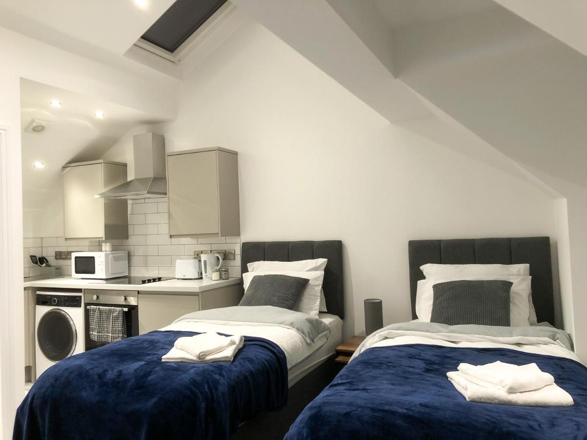 10Min To City - Free Parking - Private Studio - Contractor Friendly Manchester Buitenkant foto