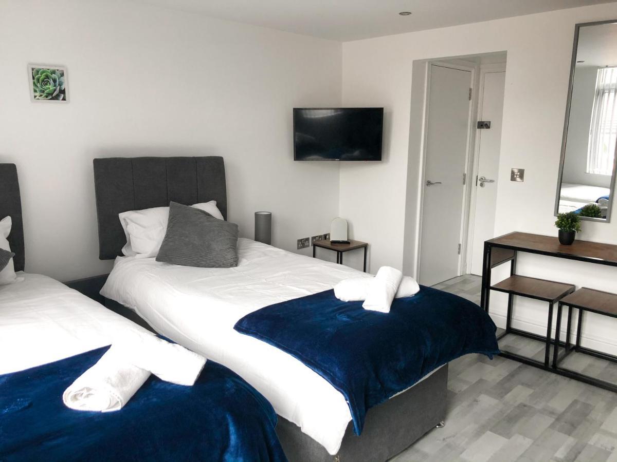 10Min To City - Free Parking - Private Studio - Contractor Friendly Manchester Buitenkant foto